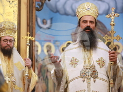 Божурище - патриарх Даниил - водосвет на "Свети вмчк. Георги Победоносец"