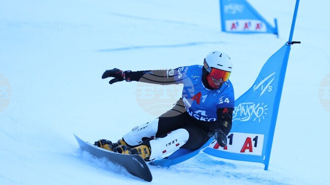 Петър Гергьовски спечели паралелния гигантски слалом за Европейската купа по сноуборд във Фолгария