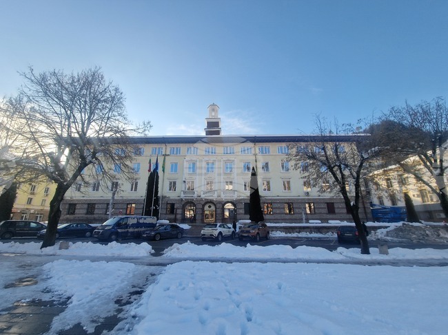 Около 30% от решенията на Общинския съвет в Мадан за втората половина на 2025 г. са свързани с приемане и изменения на наредби, правилници, програми