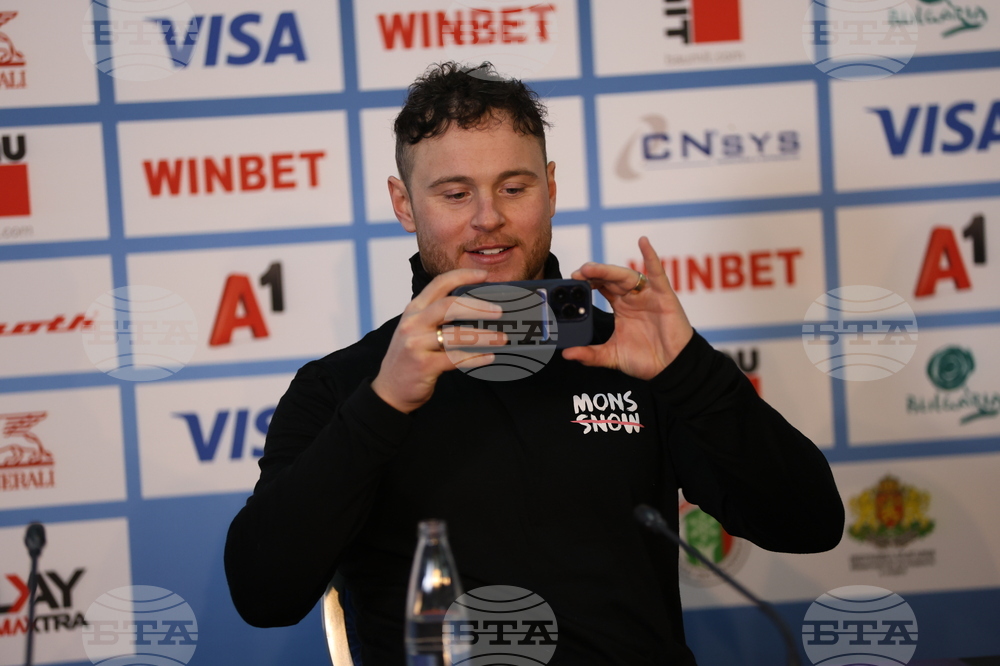 Банско - Световна купа по алпийски сноуборд - Дарио Кавицел - Габриел Меснер - пресконференция