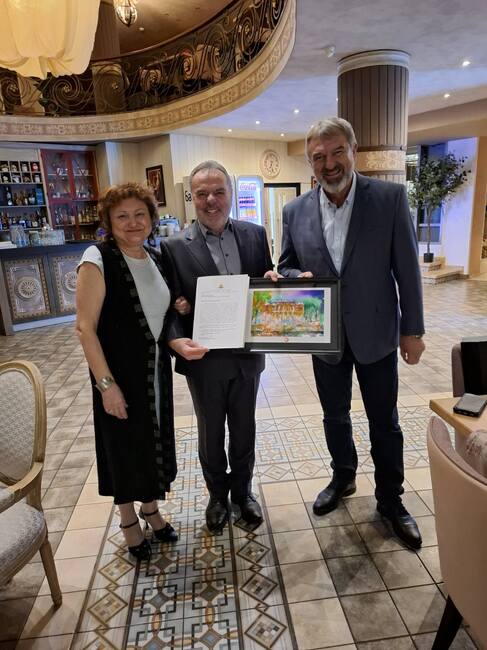 ОА Русе: Йордан Борисов стана на 75 и получи специални поздравления от Драгомир Драганов