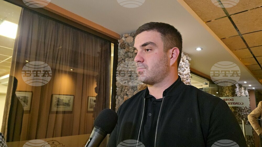 Лъчезар Димов взе участие в семинара на УЕФА за елитен детско-юношески футбол, който се проведе в Литва