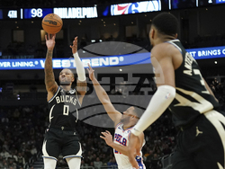 76ers Bucks Basketball