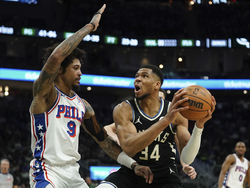 76ers Bucks Basketball