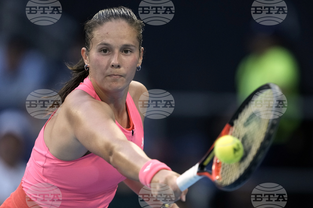 Организаторите на турнира в Абу Даби се извиниха на Даря Касаткина (Русия) за грешката, която я посочи като тенисистка от Испания по време на жребия