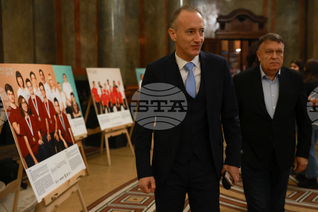 Education Minister Opens Exhibition on Bulgarian Achievements in Science Olympiads
