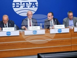 Национален пресклуб на БТА-София - АОБР - пресконференция