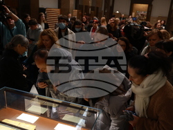 Национална библиотека - Енински ръкопис и Аргиров триод