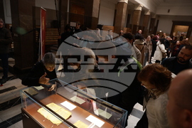 Национална библиотека - Енински ръкопис и Аргиров триод