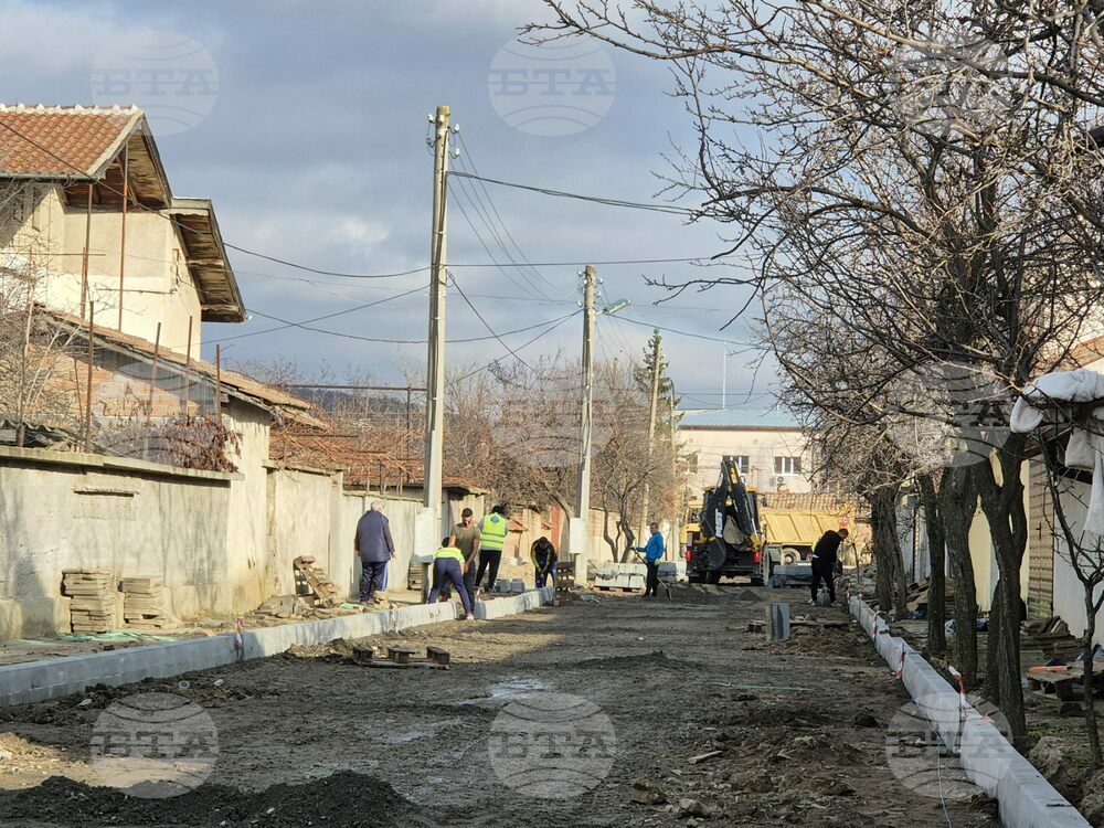 Започна проект за реконструкция на няколко улици в община Николаево