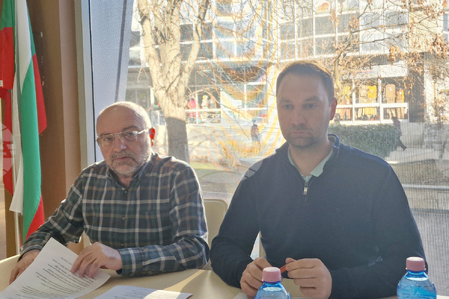 Разград - общински съветници - пресконференция