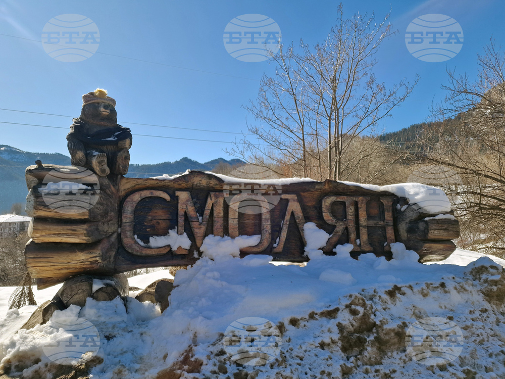 Отстранен е кабелът, паднал на пътя Смолян - Девин