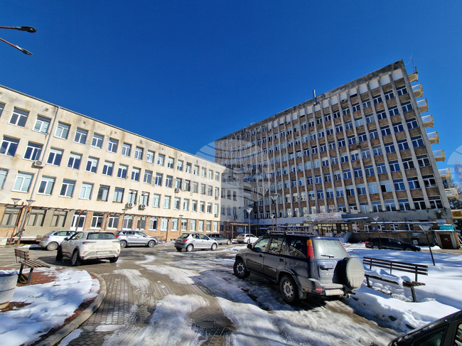 Смолянската болница обявява конкурс за 28 специализанти