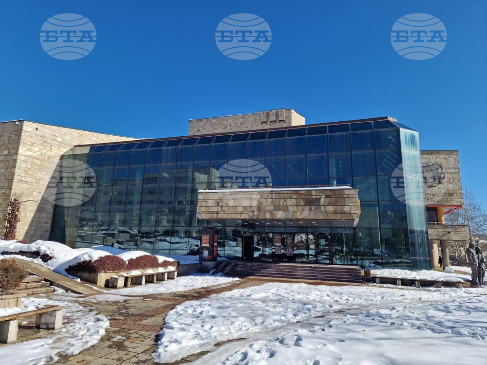 Две експертизи ще бъдат назначени по разследването за сключване на неизгодна сделка в Родопски драматичен театър