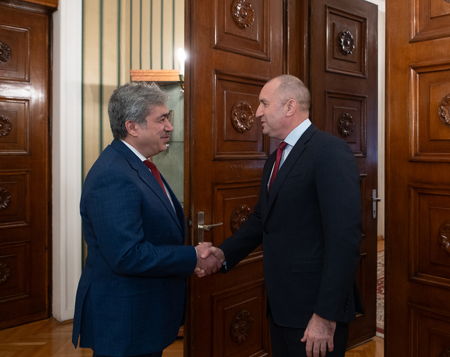 President Radev Commends Qatar's Efforts to End Hostilities in Middle East