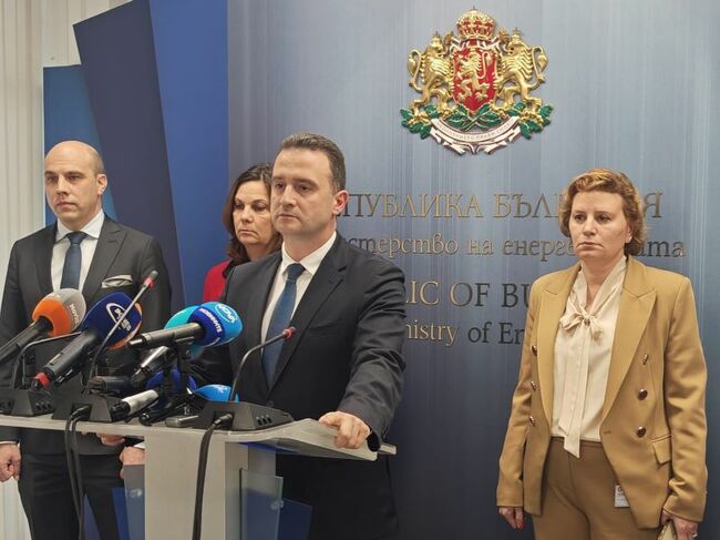 Министерство на енергетиката: Потребителите, останали без електрозахранване през коледните празници, ще получат компенсациите си от държавата до края на месец февруари