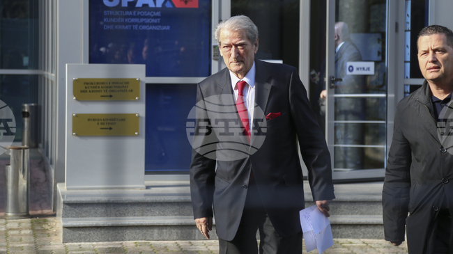 Бившият албански премиер Сали Бериша не се яви пред специалната антикорупционна прокуратура за разпит във връзка с протест от 2011 г.