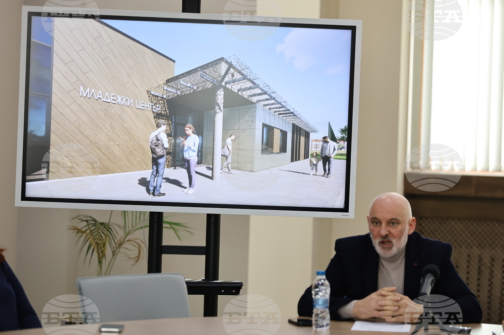 Асеновград - Младежки център - символична първа копка - Стоян Димитров