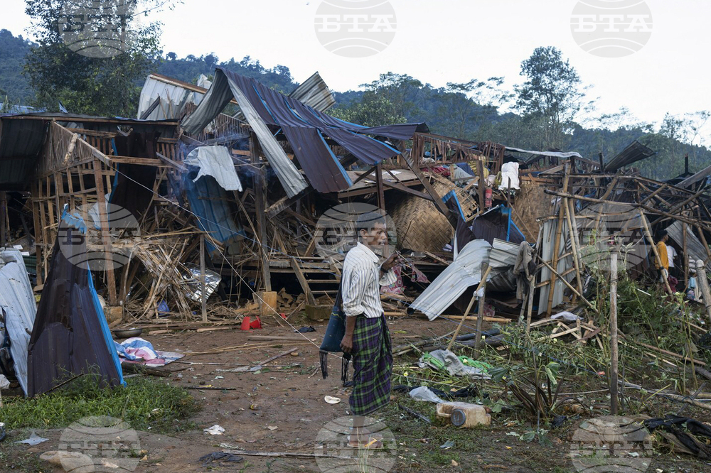 Въздушен удар на мианмарската армия по чайна отне живота на най-малко 18 души