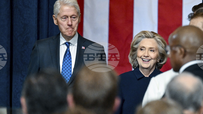 Бил и Хилъри Клинтън отказват да свидетелстват в разследването по случая Епстийн