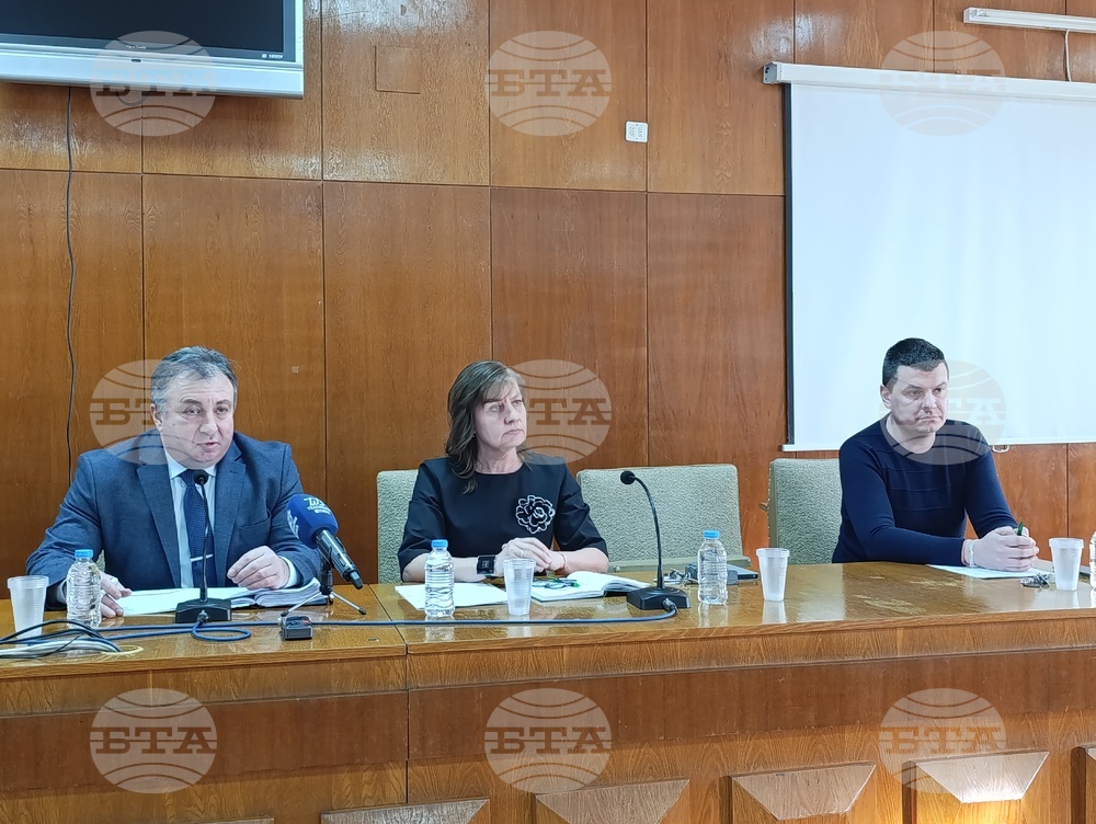 Община Шумен представи на работна среща културния си календар за 2025 г.