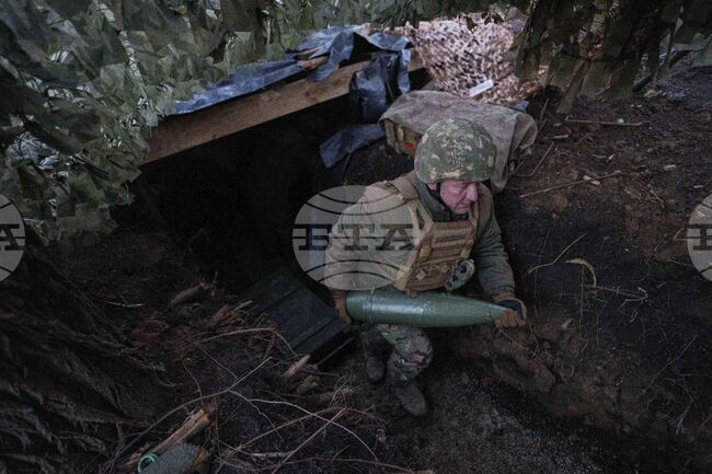 Украйна призна за проблеми със снабдяването на обсадения град Покровск и съседния Мирноград 