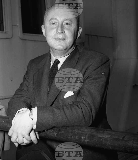 Модните дизайнери са повелители на мечтите, казва Кристиан Диор, от чието рождение днес се навършват 120 г.