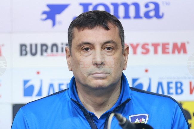 Издържахме психически, категоричен е треньорът на волейболния Левски София Николай Желязков след достигането до плейофа за титлата в първенството