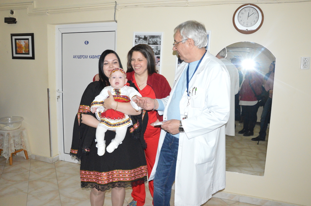 Денят на родилната помощ бе отбелязан днес тържествено в Акушеро-гинекологичното отделение на МБАЛ „Иван Скендеров“ в Гоце Делчев