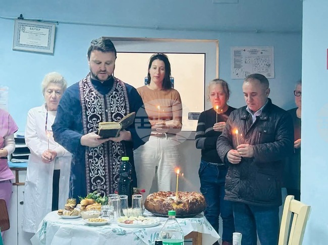 С молитва за здраве отбелязаха Бабинден в Сандански