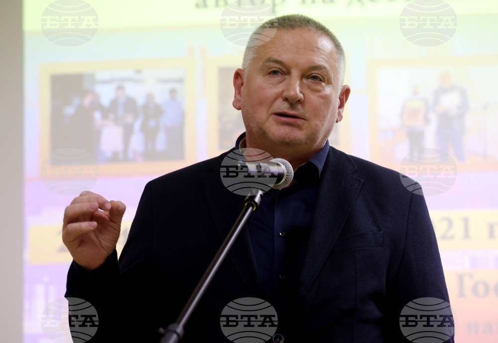 На 2 май връчват „Цветето на Хеликон“