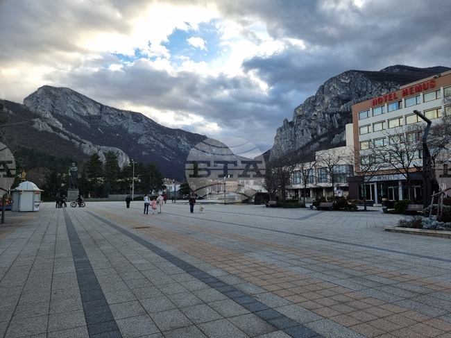 До дни и във Враца може да бъде обявена грипна епидемия, каза кметът Калин Каменов