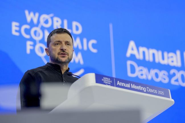 Украинският президент Зеленски призова Европа да се утвърди като "силен глобален играч"