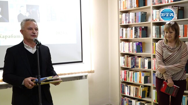 Захари Карабашлиев е сред петимата лауреати на наградата за най-четен автор на десетилетието на Столичната библиотека