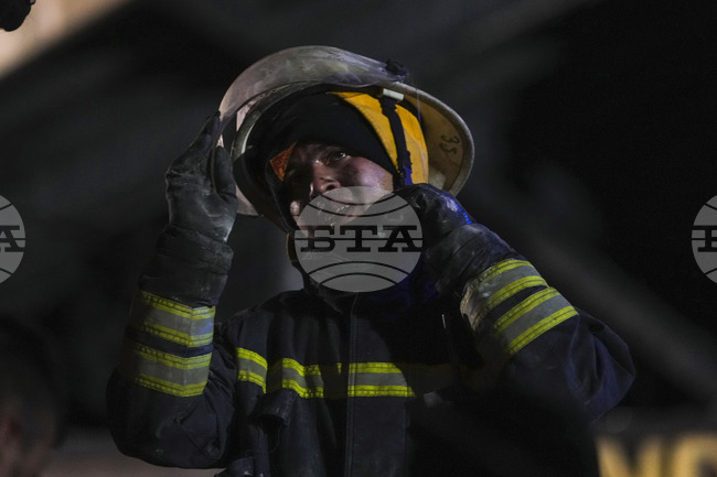 Ден на траур, арести и прехвърляне на отговорност след пожара в турски хотел