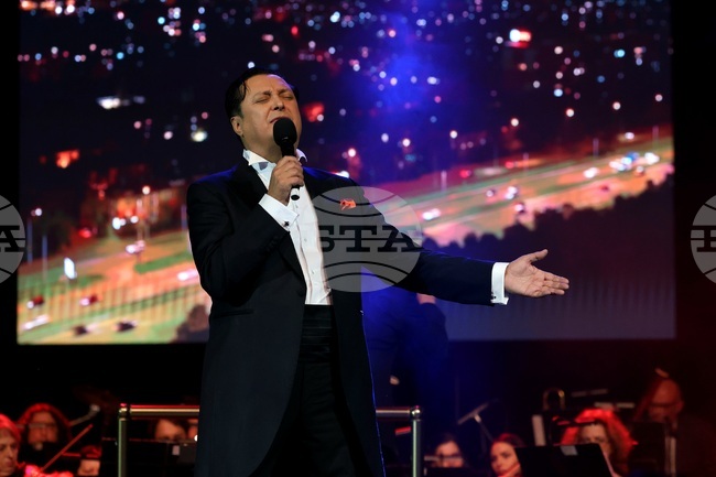 Васил Петров ще участва в поредицата „Джаз на IV етаж“, Русалина Мочукова ще посети Центъра за специална образователна подкрепа в Шумен