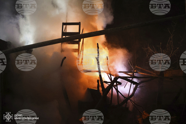 Украинският град Николаев бе атакуван със седем дрона тази вечер, съобщи областният управител