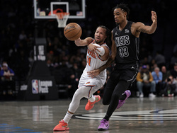 Knicks Nets Basketball