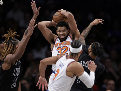 Knicks Nets Basketball