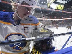 Sabres Canucks Hockey