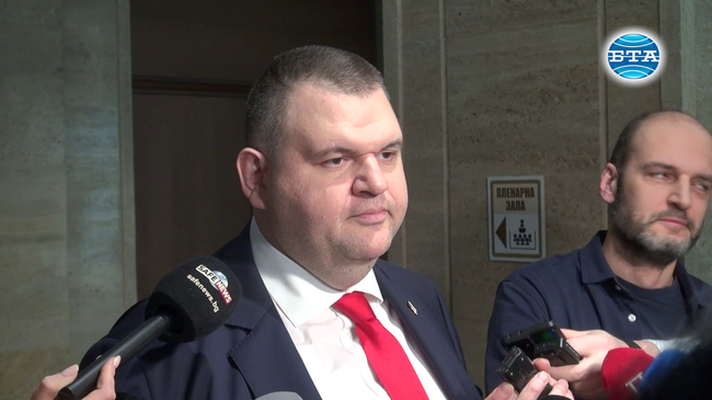 Според Делян Пеевски сделката с ДПС-ДПС за управление е подкрепа за мнозинството срещу имунитети
