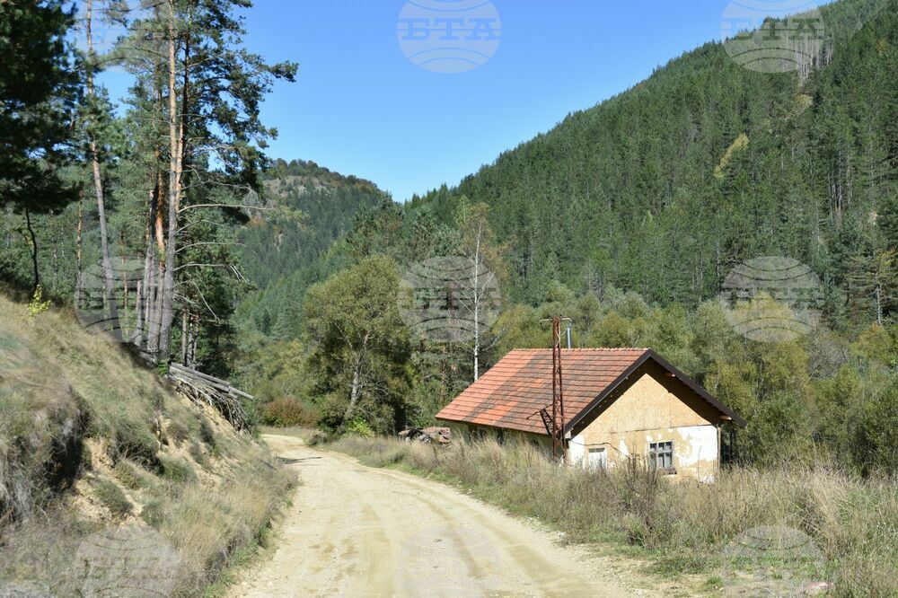 Сърбия - Село Дукат - изглед