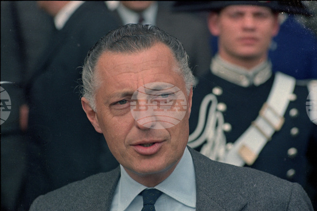 На 24 януари 2003 г. умира Джани Аниели – „патриархът“ на Фиат