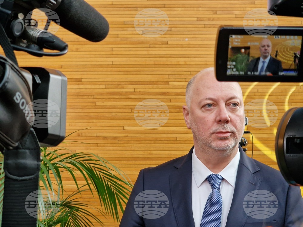 PM Zhelyazkov Comments on Return of Freed Bulgarian Hostages from Galaxy Leader