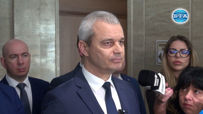 Решението дали имаме или нямаме председатели на постоянни комисии няма да попречи на "Възраждане" да определя дневния ред, каза Костадин Костадинов