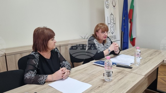 Сдружение „Златна лира-1973“ в Търговище ще работи по проекта „Фолклорната магия в празниците на женските и девическите хорове“