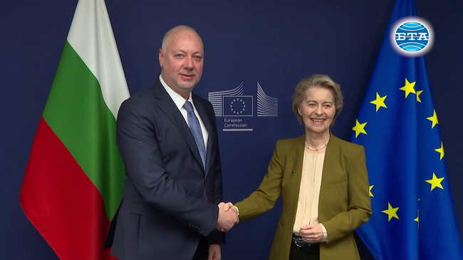 На срещата с председателя на ЕК беше важно да потвърдим взаимното доверие между новото правителство и новата комисия, заяви премиерът