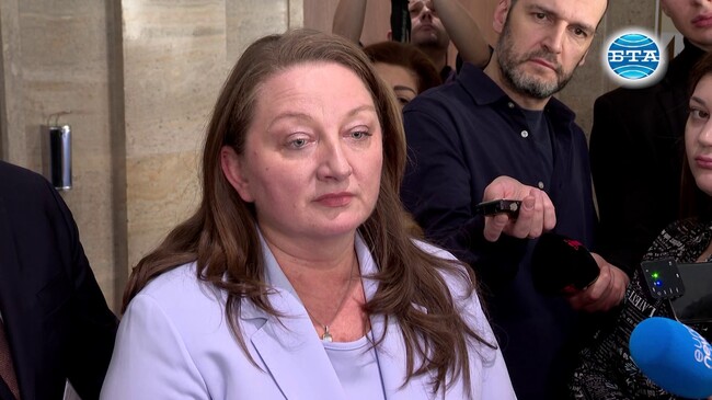 Да говорим за политики, а не за постове, призова Деница Сачева от ГЕРБ-СДС за ръководството на парламентарните комисии