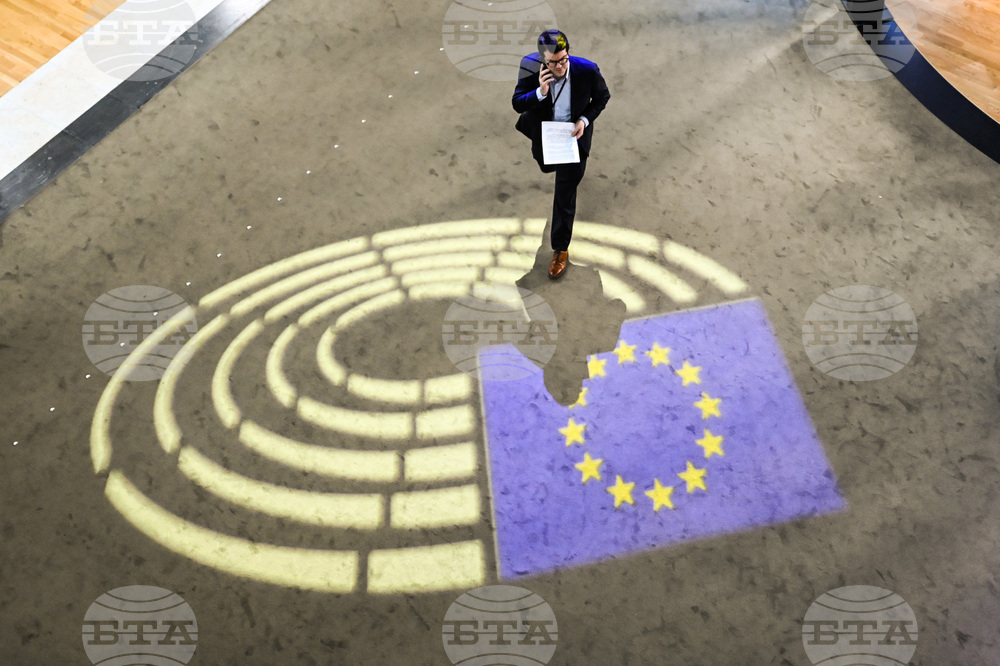 Евродепутати от комисия към ЕП обсъдиха становището за въздействието на социалните медии върху младите хора