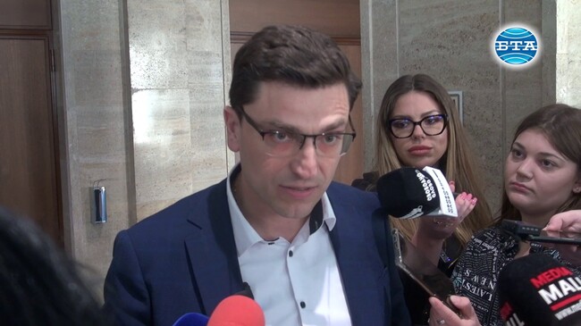 Твърденията за огромен дефицит са лъжа, каза Венко Сабрутев от ПП-ДБ